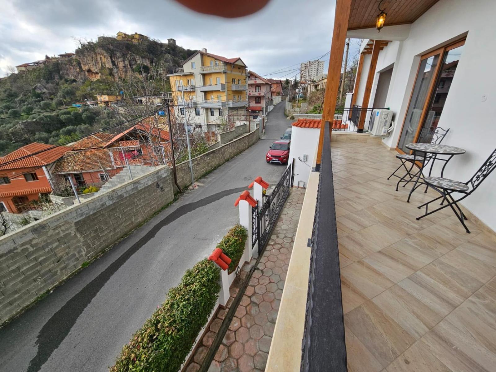 Vila Dani Near Castle And Old Bazar Krujë Zewnętrze zdjęcie